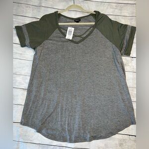 Torrid Raglan T Shirt Size 1 Army Green & Gray Criss Cross Neckline